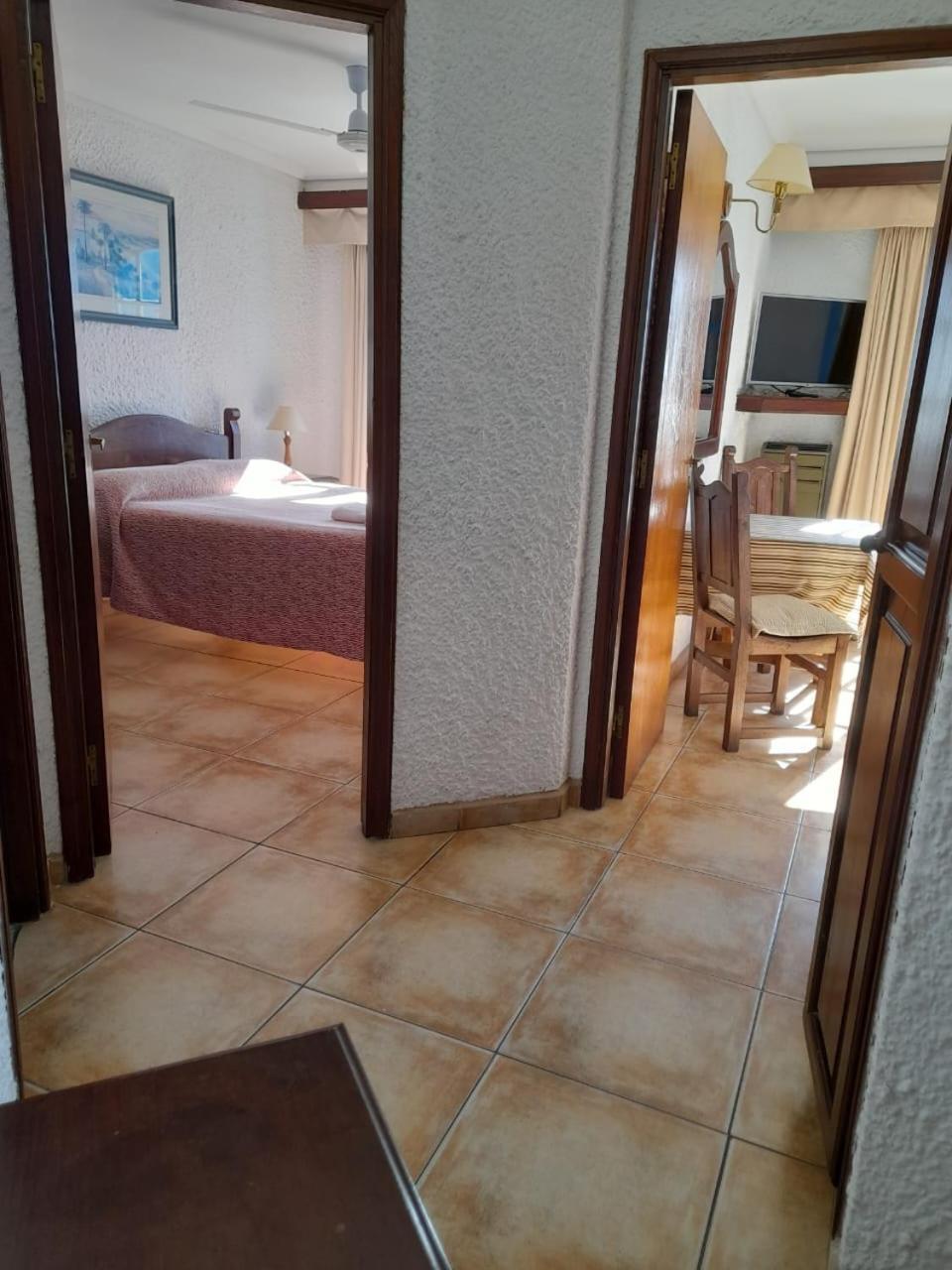 Brisas Hosteria Santa Clara del Mar Esterno foto