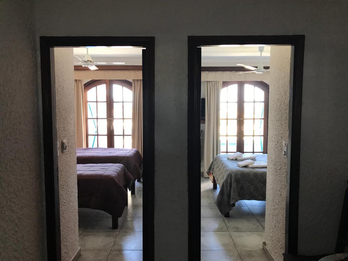 Brisas Hosteria Santa Clara del Mar Esterno foto